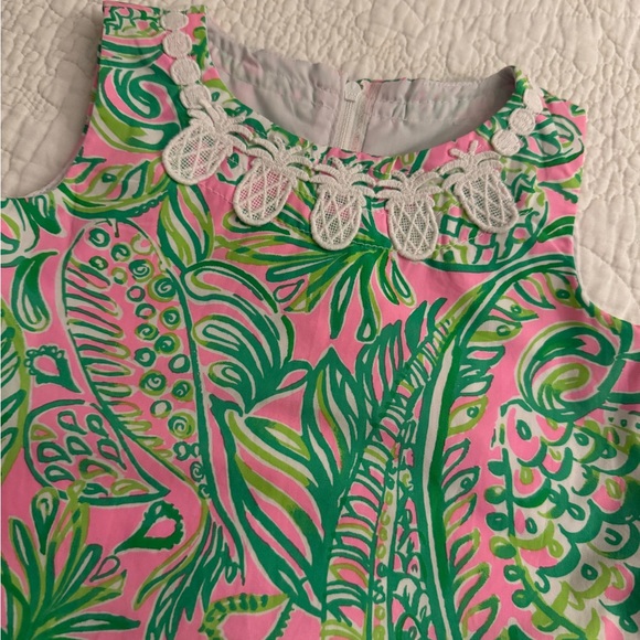 NWT Lilly Pulitzer Little Lilly Classic Shift Mandevilla Baby Fin and Flippers - Picture 2 of 4